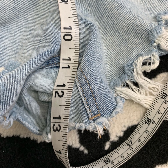 Wild Fable Women's Denim Bib Short Overalls Distressed Shortalls Size Medium - Picture 6 of 7